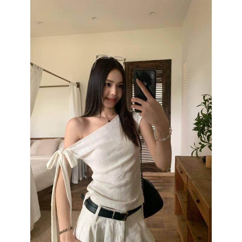 원본 대나무 마디 면 불규칙 비스듬한 어깨 반팔 티셔츠 여성 여름 몸매 가꾸기 슬림해 보이는 디자인 센스 오프숄더 맨위 이미지 3