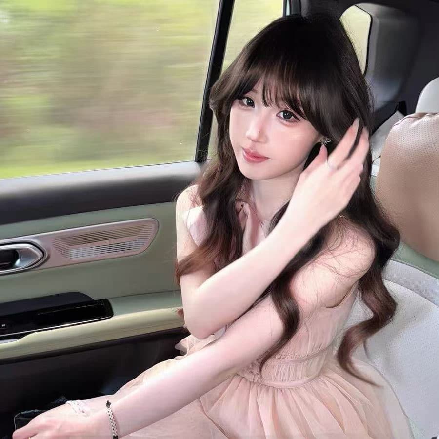 프랑스식 천 금빛 바람 민소매 행침 목 드레스 2026 작은 키 자이언트 잘 생긴 명문 여성 품격 허리 수축 망사 미니 스커트 이미지 5