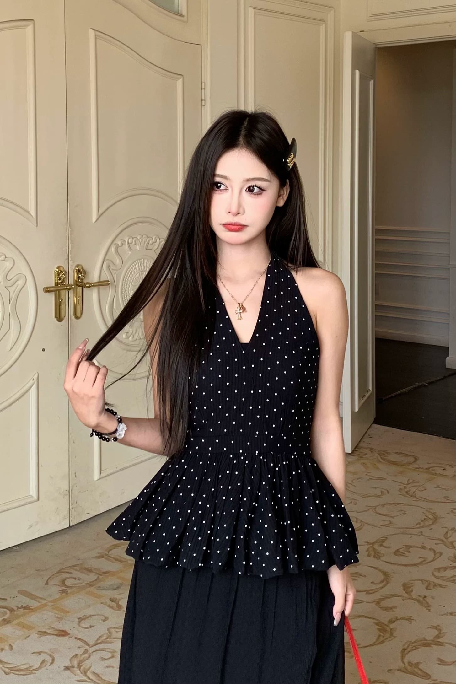 프랑스식 V넥 행침 목 도트 무늬 백리스 민소매 작은 셔츠 여성 여름 2026 새로운 품격 허리 수축 다용도 외출용 맨위 이미지 6