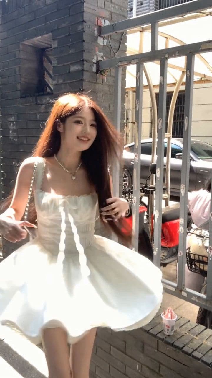 화이트 워터 여성 봄날 샤오 바이 치마 화이트 슬립 드레스 봄 가을 새로운 허리 수축 슬림해 보이는 휴가 첫사랑 미니 스커트 여름 상세 이미지 5