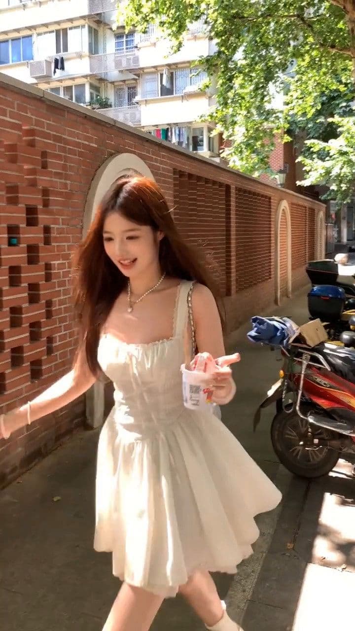 화이트 워터 여성 봄날 샤오 바이 치마 화이트 슬립 드레스 봄 가을 새로운 허리 수축 슬림해 보이는 휴가 첫사랑 미니 스커트 여름 상세 이미지 11