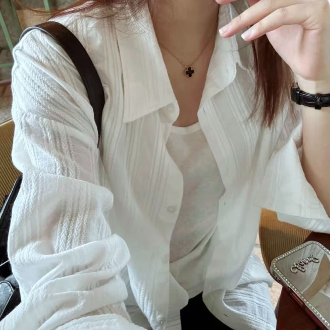봄 출퇴근 바람 화이트 자카드 긴팔 여성 셔츠 루즈핏 고급 센스 자외선 차단 셔츠 단색 맨위 이미지 2