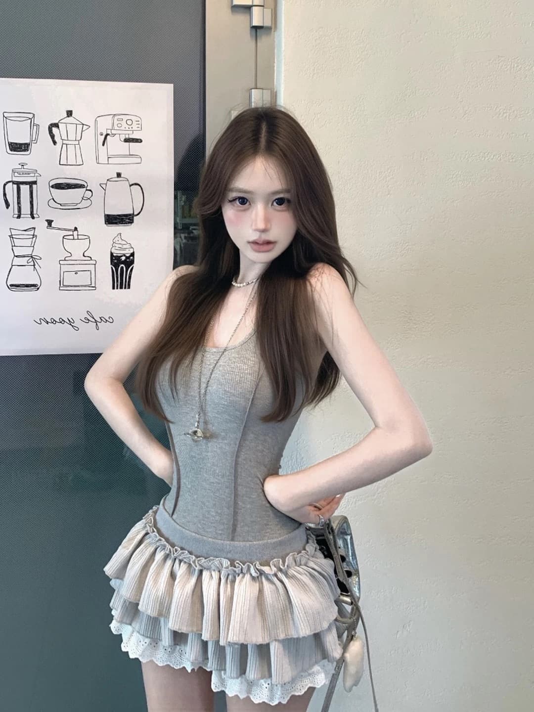 섹시함 핫걸 백리스 민소매 행침 목 여성 드레스 여름 허리 수축 몸매 가꾸기 케이크 치마 품격 슬림해 보이는 미니 스커트 상세 이미지 2