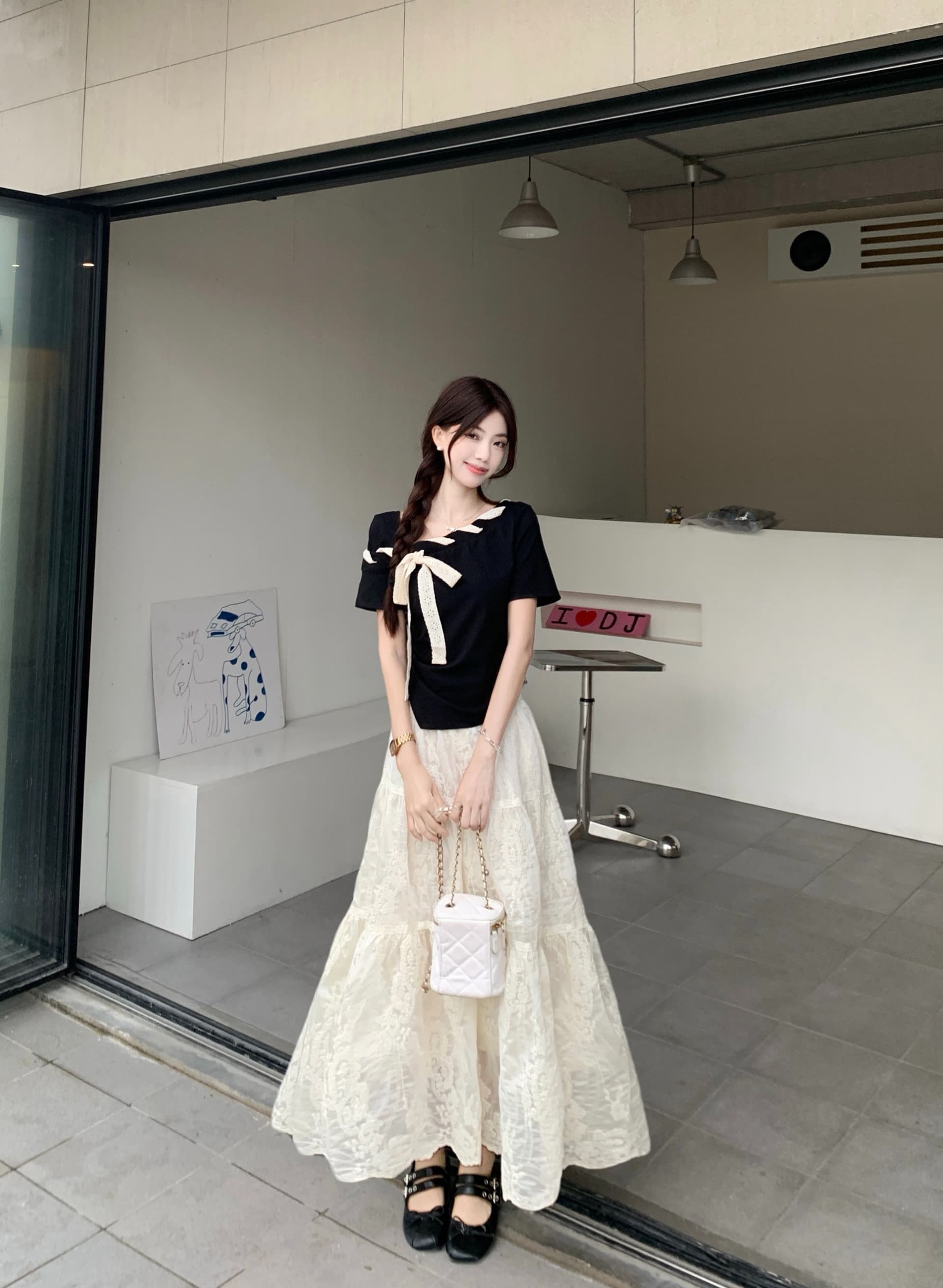 ins 한국 스타일 외국 가스 미니멀리즘 슬림해 보이는 다용도 반팔 비스듬한 칼라 Chic 스트랩 배색 나비 매듭 티셔츠 맨위 여성 여름 상세 이미지 5