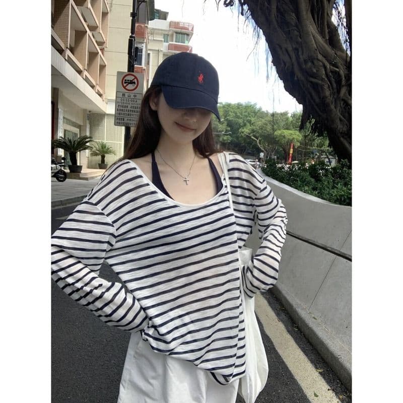 주간 실크 눈꽃 자외선 차단 블라우스 여성 여름 ootd 착용 가져 가라. 2026 새로운 긴 소매 티셔츠 루즈핏 스트라이프 비스듬한 어깨 의류 이미지 3