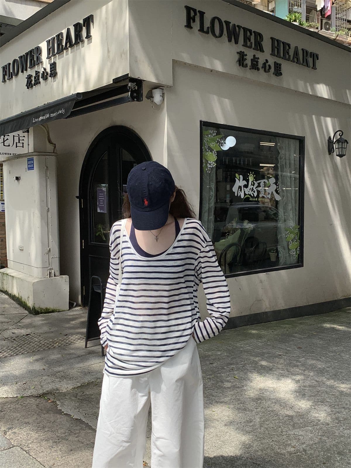 주간 실크 눈꽃 자외선 차단 블라우스 여성 여름 ootd 착용 가져 가라. 2026 새로운 긴 소매 티셔츠 루즈핏 스트라이프 비스듬한 어깨 의류 상세 이미지 3