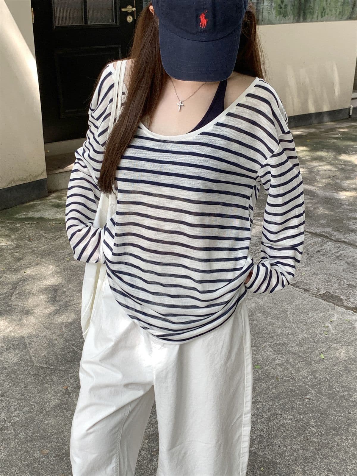 주간 실크 눈꽃 자외선 차단 블라우스 여성 여름 ootd 착용 가져 가라. 2026 새로운 긴 소매 티셔츠 루즈핏 스트라이프 비스듬한 어깨 의류 상세 이미지 8