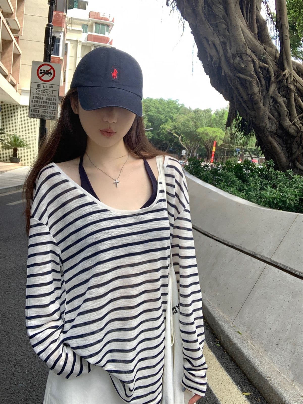 주간 실크 눈꽃 자외선 차단 블라우스 여성 여름 ootd 착용 가져 가라. 2026 새로운 긴 소매 티셔츠 루즈핏 스트라이프 비스듬한 어깨 의류 상세 이미지 13