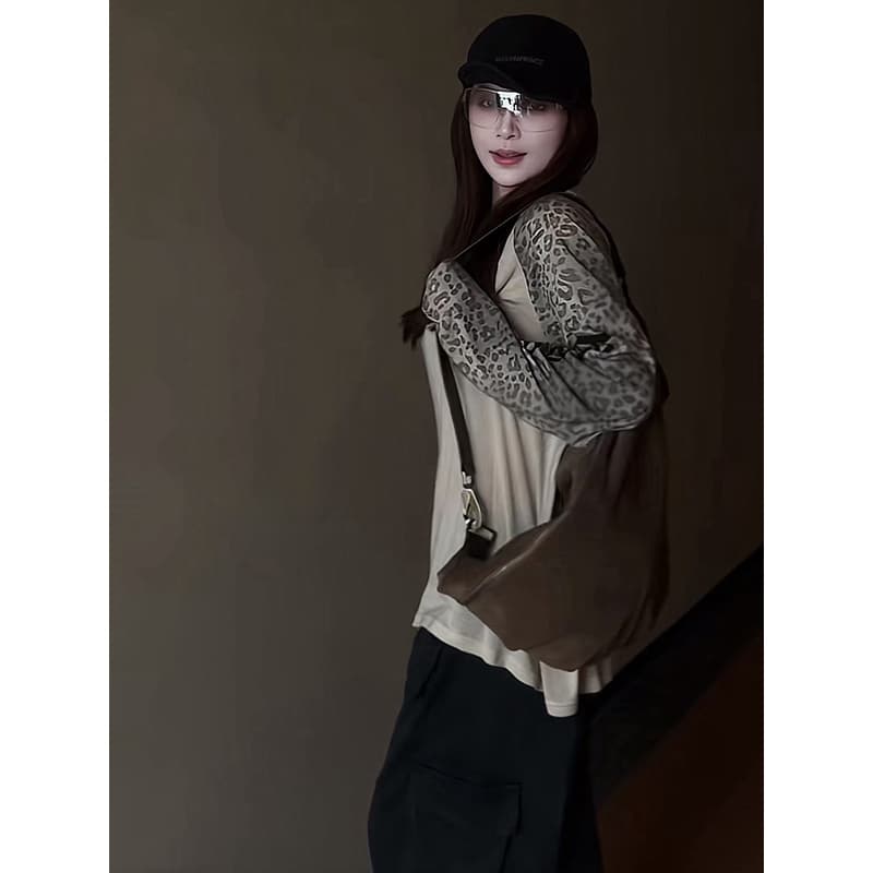 아메리칸 눈꽃 면 레오파드 무늬 삽입 어깨 소매 얇은 스타일 긴팔 티셔츠 여성 여름 새로운 작은 대중 느긋한 캐주얼 바람 티셔츠 맨위 이미지 4