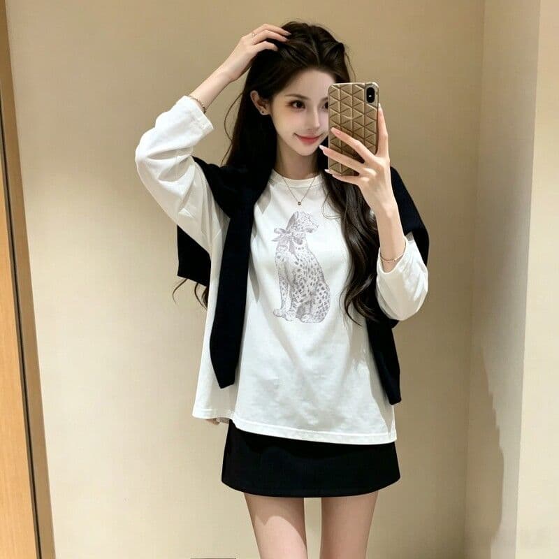 눈꽃 면 2026 년 가을 새로운 한국 스타일 디스플레이 품격 Chic 센스 진첸바오 프린트 여성 긴 소매 티셔츠 맨위 상세 이미지 4