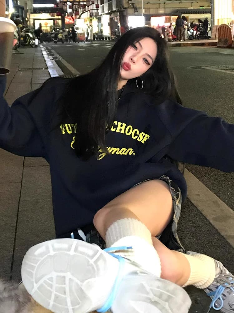 2026 새로운 가을 겨울철 oversize 후드티 여성 ins 한국 스타일 루즈핏 bf 작은 대중 캐주얼 재킷 트렌디 후드티 이미지 2