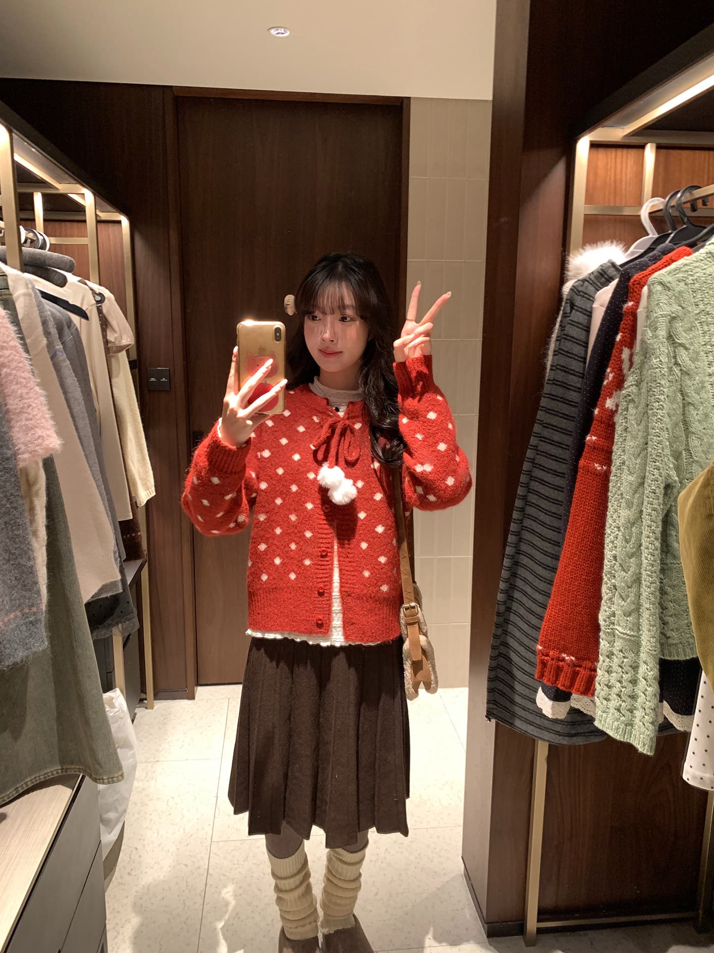 한 부서 라운드 넥 보온 스트랩 털 공 조금 스웨터 여자 가을 겨울철 새로운 싱글 줄 버튼 달콤함 연령 감소 니트 스웨터 상세 이미지 18