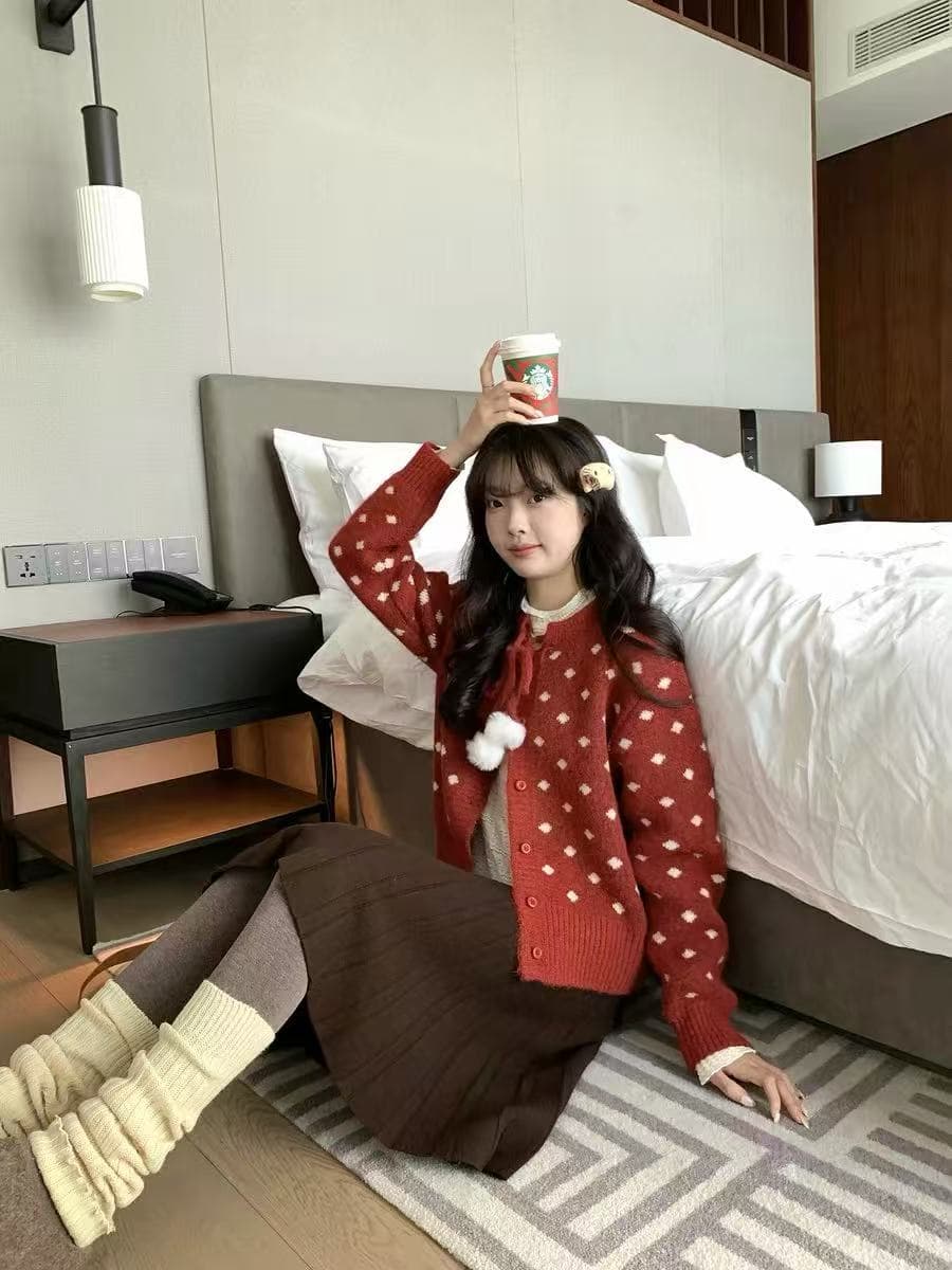 한 부서 라운드 넥 보온 스트랩 털 공 조금 스웨터 여자 가을 겨울철 새로운 싱글 줄 버튼 달콤함 연령 감소 니트 스웨터 상세 이미지 21