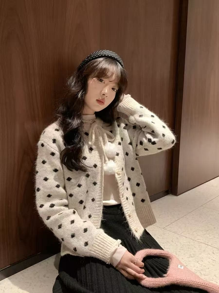한 부서 라운드 넥 보온 스트랩 털 공 조금 스웨터 여자 가을 겨울철 새로운 싱글 줄 버튼 달콤함 연령 감소 니트 스웨터 상세 이미지 22