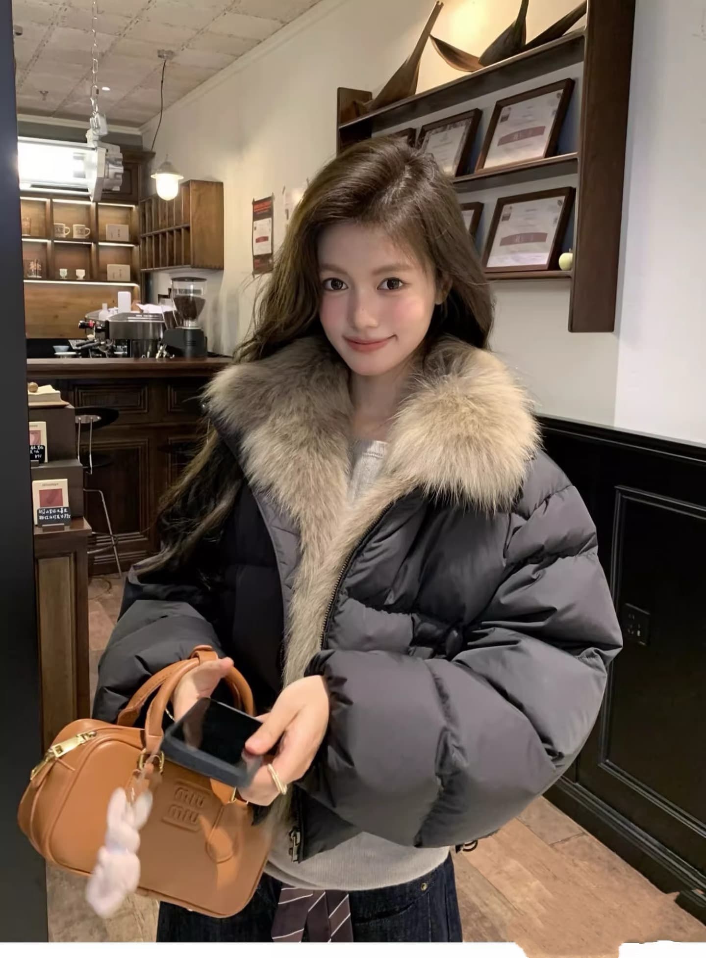 겨울 새로운 쇼트 스타일 아래 면화 의류 여성 모방 여우 모피 칼라 루즈핏 두꺼운 작은 키 한국 스타일 빵 외투 상세 이미지 11