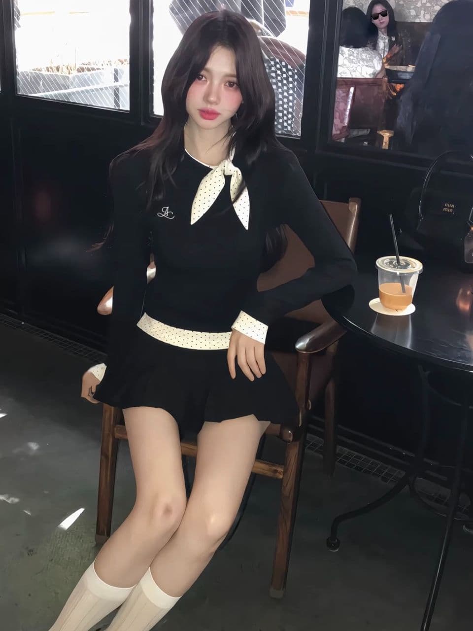 리브 De 플러시 한 부서 나비 매듭 도트 무늬 페이크 레이어드 긴팔 티셔츠 여성 가을 슬림해 보이는 기본 셔츠 맨위 상세 이미지 3