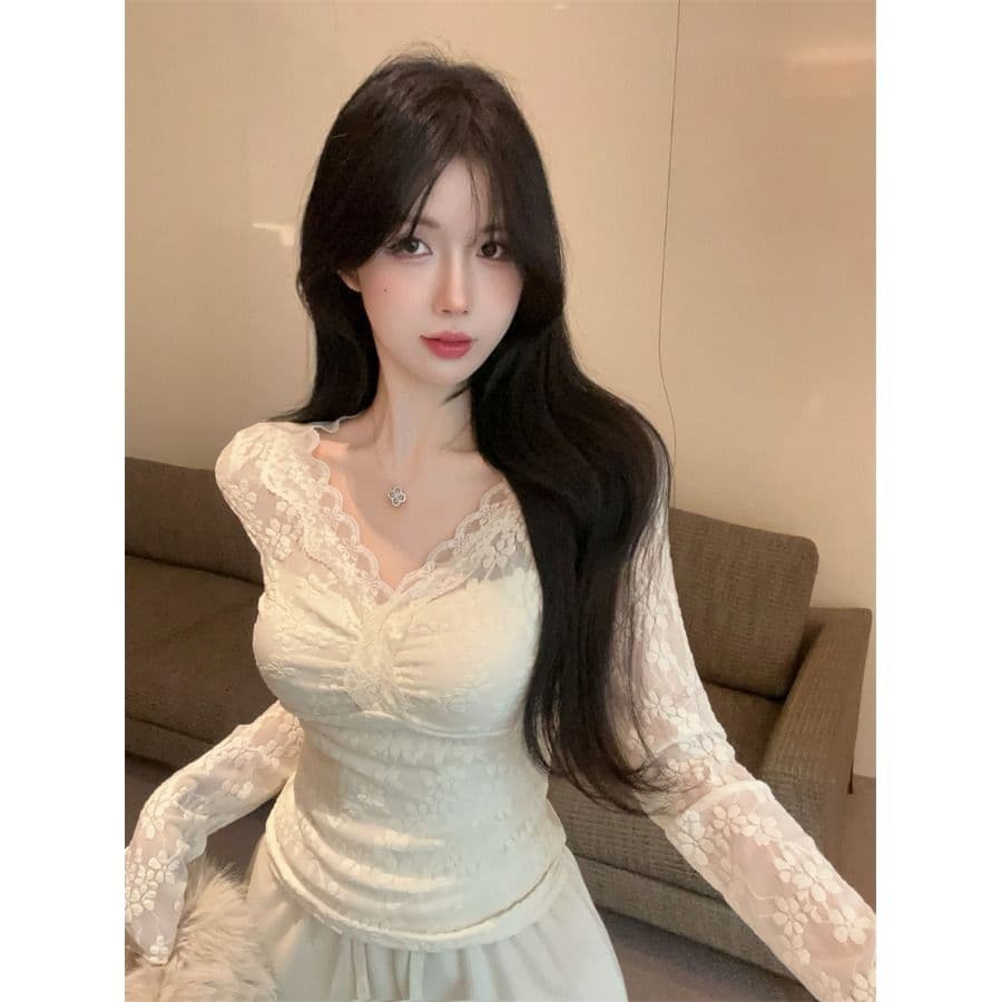 원본 원단 순수한 욕망 섹시함 V넥 홀로우 아웃 맨위 여성 가을 겨울 작은 샤넬 스타일 레이스 기본 셔츠 인사이드 가져 가라. 이미지 3
