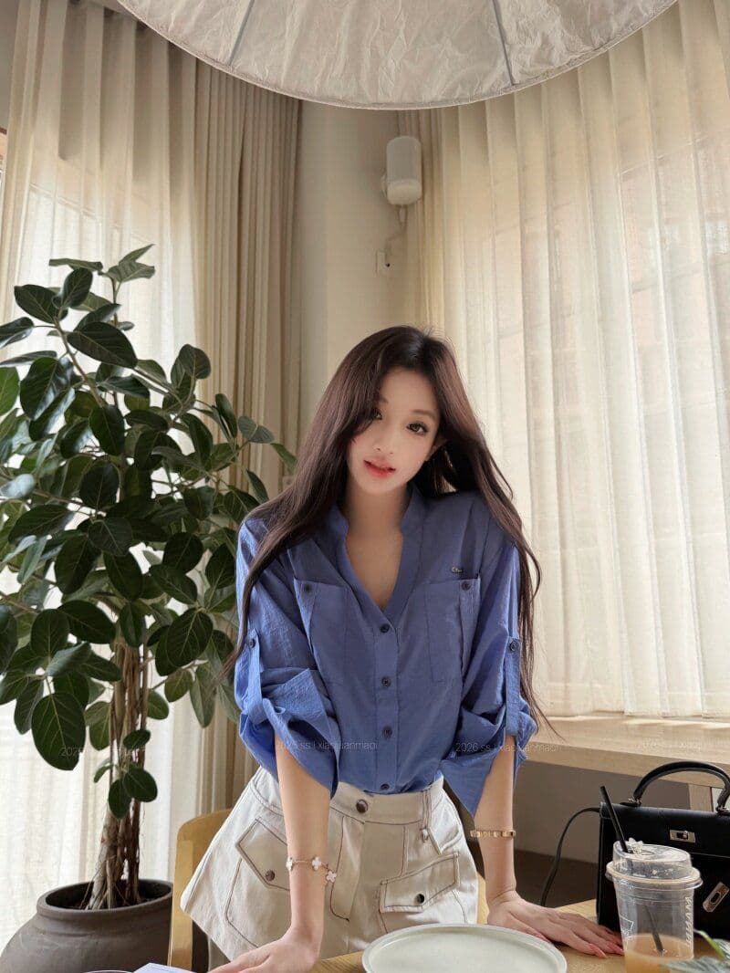 원본 원단 파란색 스탠드 칼라 루즈핏 긴팔 여성 셔츠 여름 V넥 여성 셔츠 이른 봄 가을 셔츠 상세 이미지 8