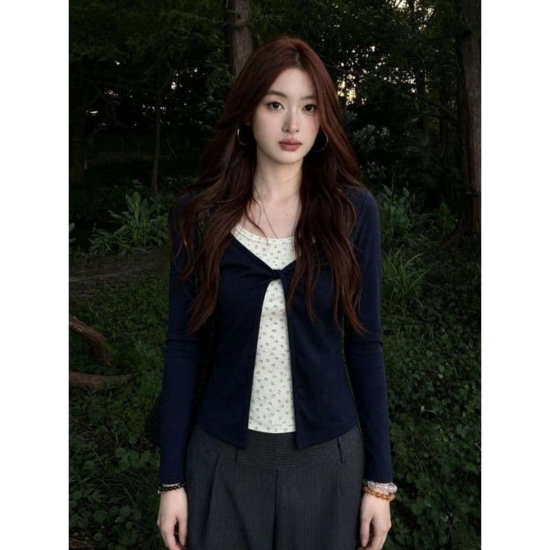 와 사고 방식 한 부서 꽃무늬 페이크 레이어드 긴팔 티셔츠 여성 여름 디자인 센스 긍정적 인 어깨 몸매 가꾸기 슬림해 보이는 맨위 이미지 5
