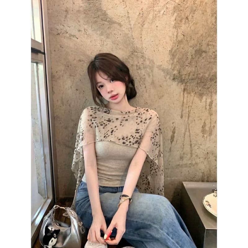 사람들 면 레오파드 무늬 숄 민소매 티셔츠 여성 여름 프랑스식 허리 수축 몸매 가꾸기 슬림해 보이는 페이크 레이어드 쇼트 스타일 맨위 이미지 4
