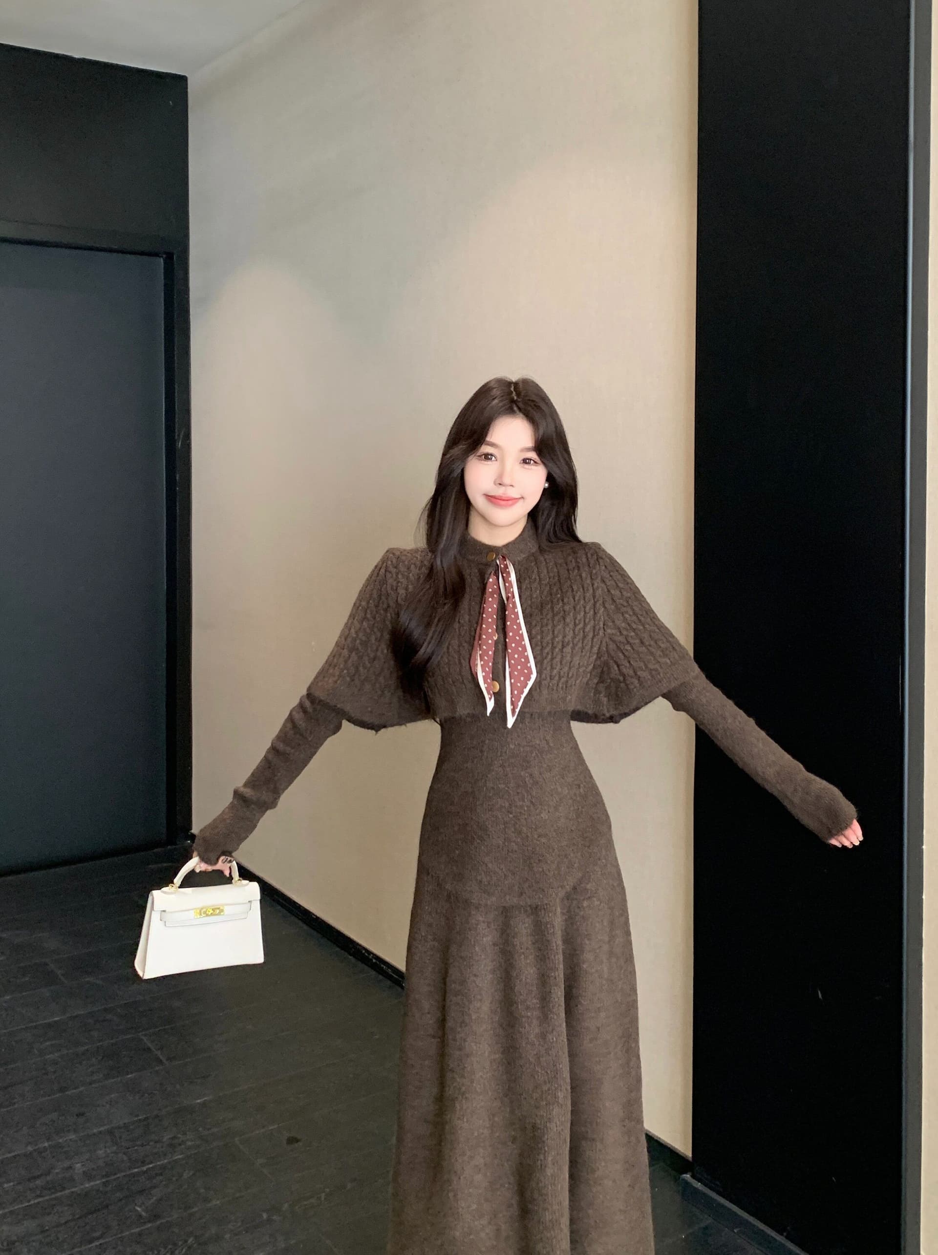 가을 겨울 2026 새로운 세트 스카프 망토 예쁜 스웨터 반신 스커트 3종 세트 패션 세트 상세 이미지 8