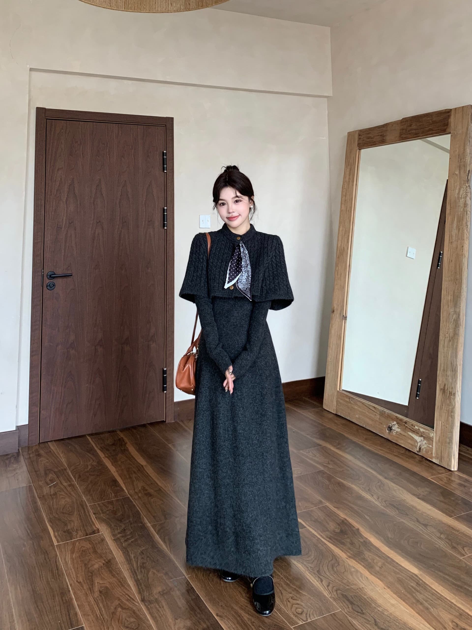 가을 겨울 2026 새로운 세트 스카프 망토 예쁜 스웨터 반신 스커트 3종 세트 패션 세트 상세 이미지 20