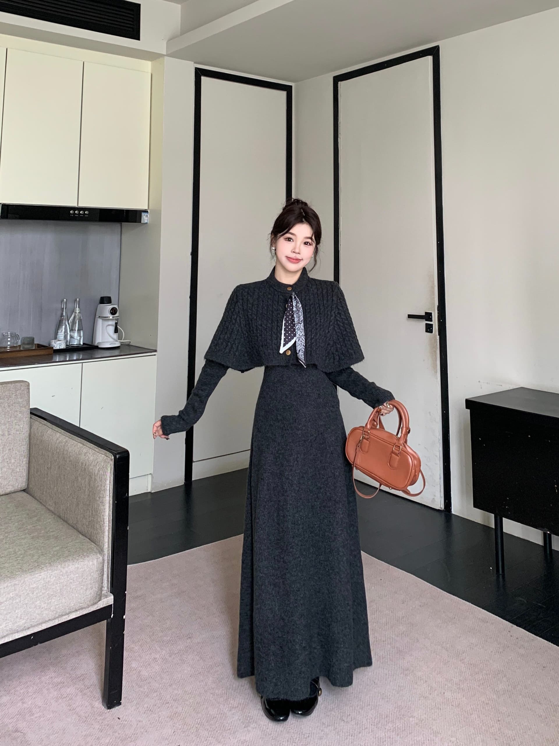 가을 겨울 2026 새로운 세트 스카프 망토 예쁜 스웨터 반신 스커트 3종 세트 패션 세트 상세 이미지 25
