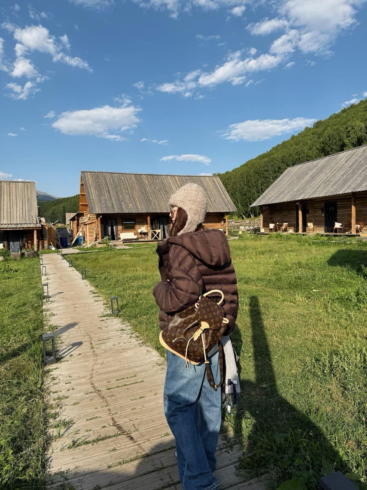 2026 새로운 슈퍼 잘 생긴 얇고 가벼운 갈비 살 아래 면화 의류 여성 후드 쇼트 스타일 보온 거북이 겨울 여성 코트 상세 이미지 58