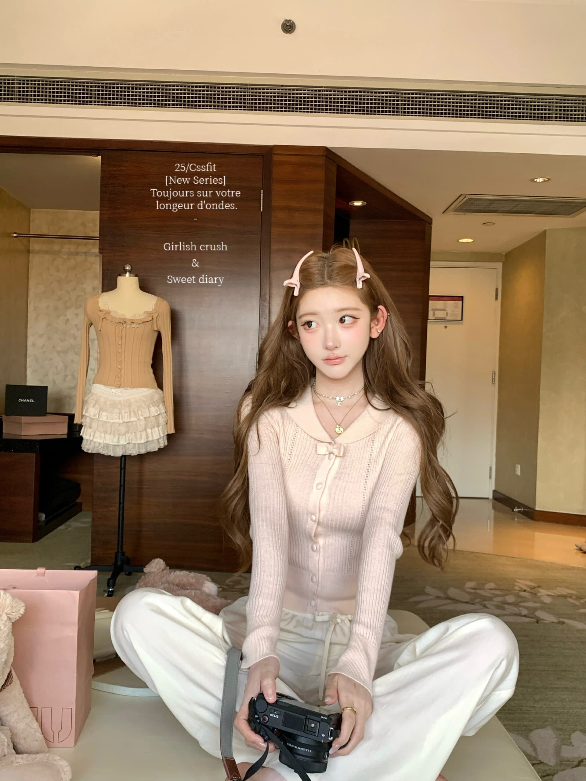 늦게 우산 우산 25 fw 绯 색상 전복 피터 팬 칼라 알몸의 분말 나비 매듭 폴로 칼라 양모 니트 오픈 가디건 니트 스웨터 상세 이미지 10