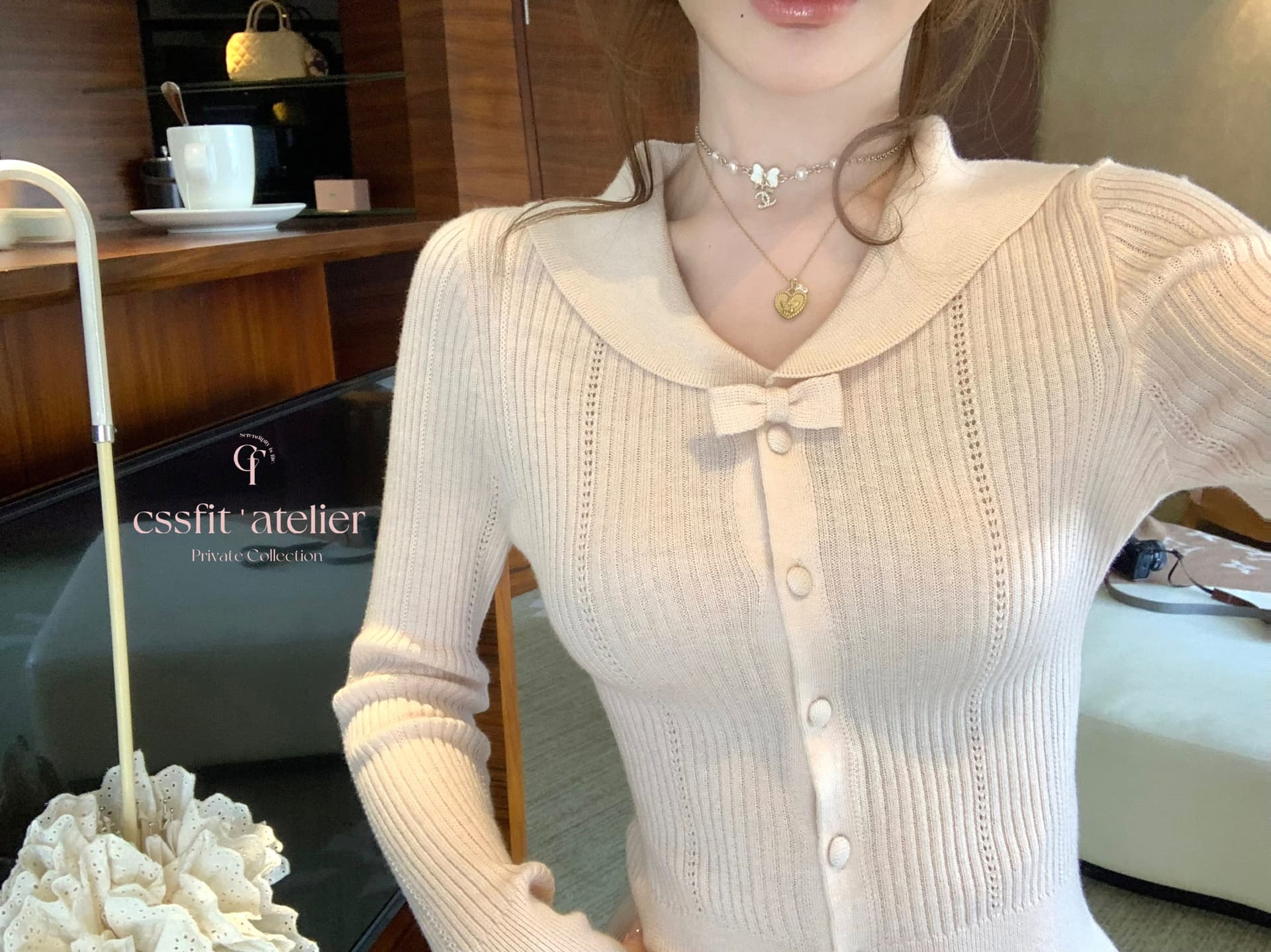늦게 우산 우산 25 fw 绯 색상 전복 피터 팬 칼라 알몸의 분말 나비 매듭 폴로 칼라 양모 니트 오픈 가디건 니트 스웨터 상세 이미지 17