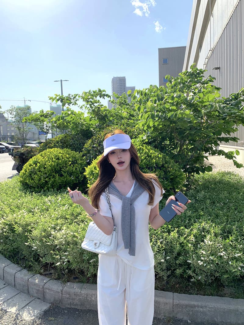 실사 정가 V넥 티셔츠 통기성 기초 루즈핏 반팔 맨위 하이웨이스트 면 린넨 캐주얼 롱 바지 숄 상세 이미지 2