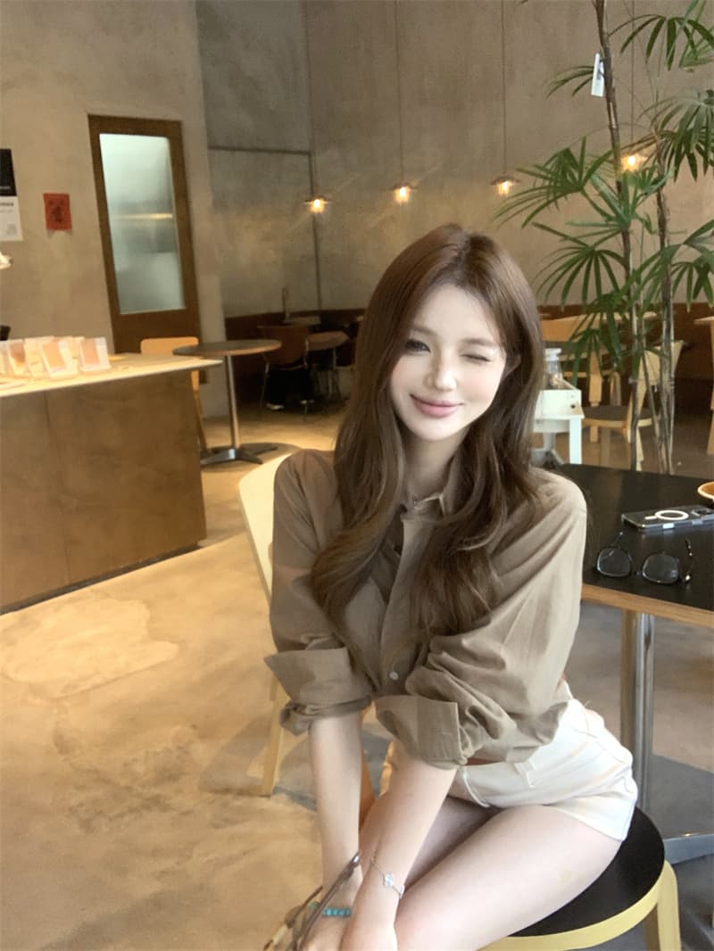 실사 정가 카키 색 레트로 긴팔 여성 셔츠 POLO 칼라 셔츠 캐주얼 반바지 하이웨이스트 한 마디 바지 상세 이미지 1