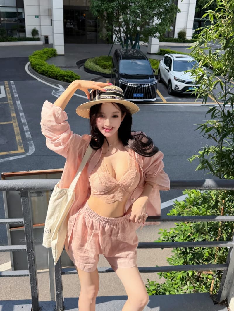 실사 정가 얼음 모래 복숭아 복숭아 루즈핏 대 에디션 셔츠 레이스 인사이드 가져 가라. 반바지 이미지 3