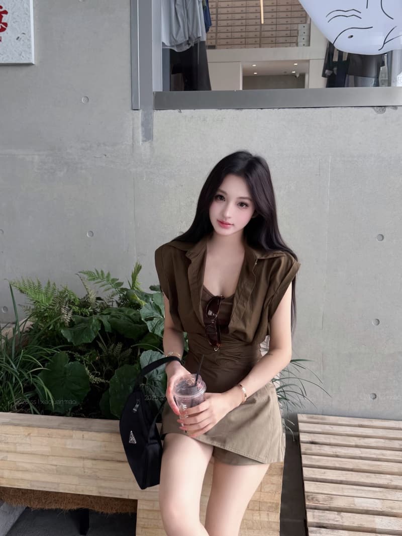 실사 정가 POLO 칼라 허리 수축 페이크 레이어드 불규칙 셔츠 맨위 한 마디 반신 치마바지 세트 이미지 4