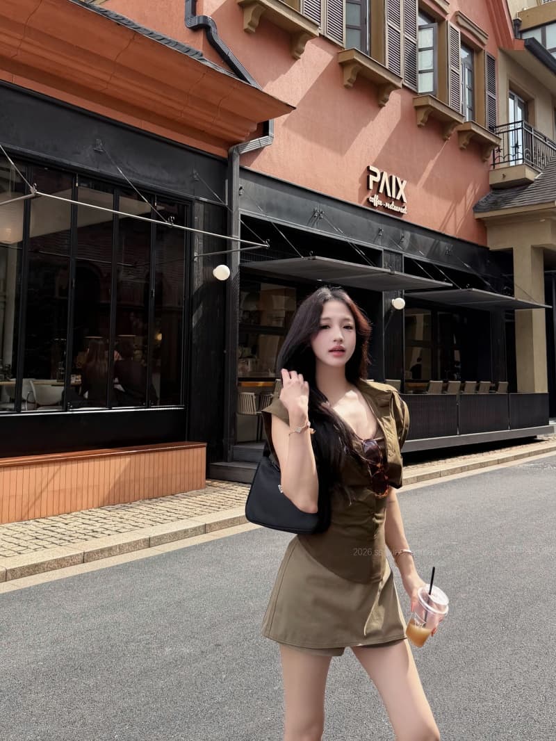 실사 정가 POLO 칼라 허리 수축 페이크 레이어드 불규칙 셔츠 맨위 한 마디 반신 치마바지 세트 상세 이미지 1