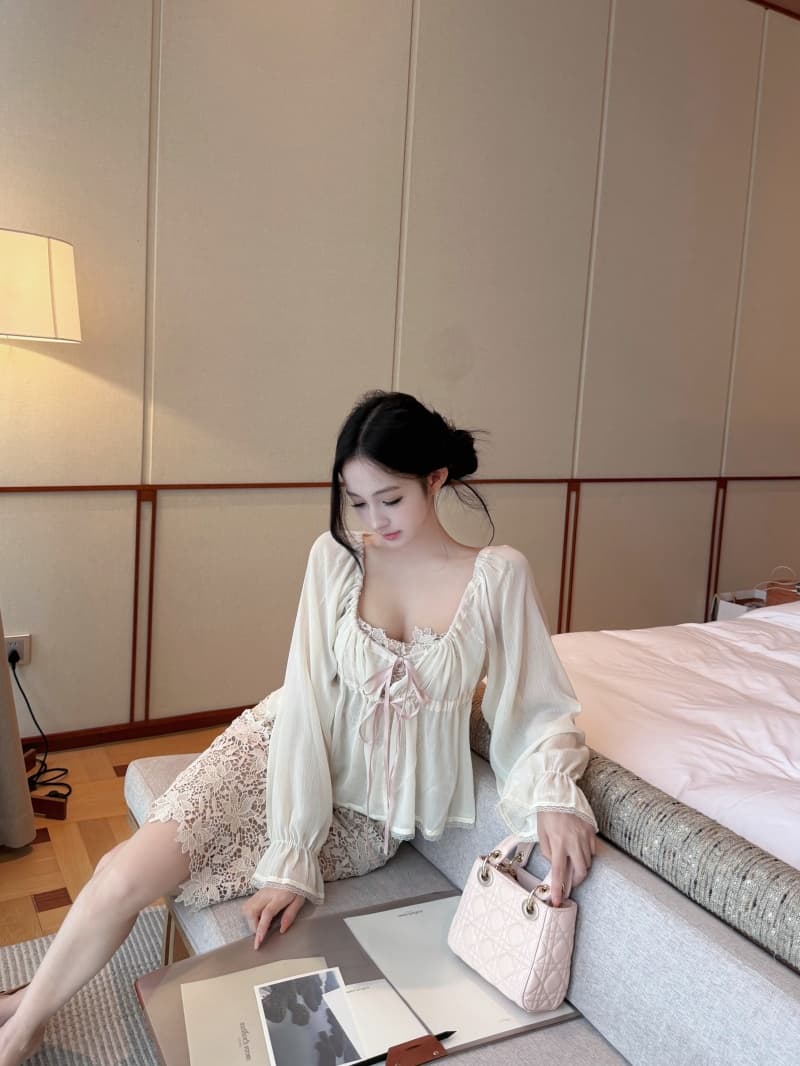 실사 정가 향기로운 분위기 새싹 언어 100 명 실크 블라우스 오픈 가디건 레이스 슬립 반 스커트 세트 상세 이미지 10