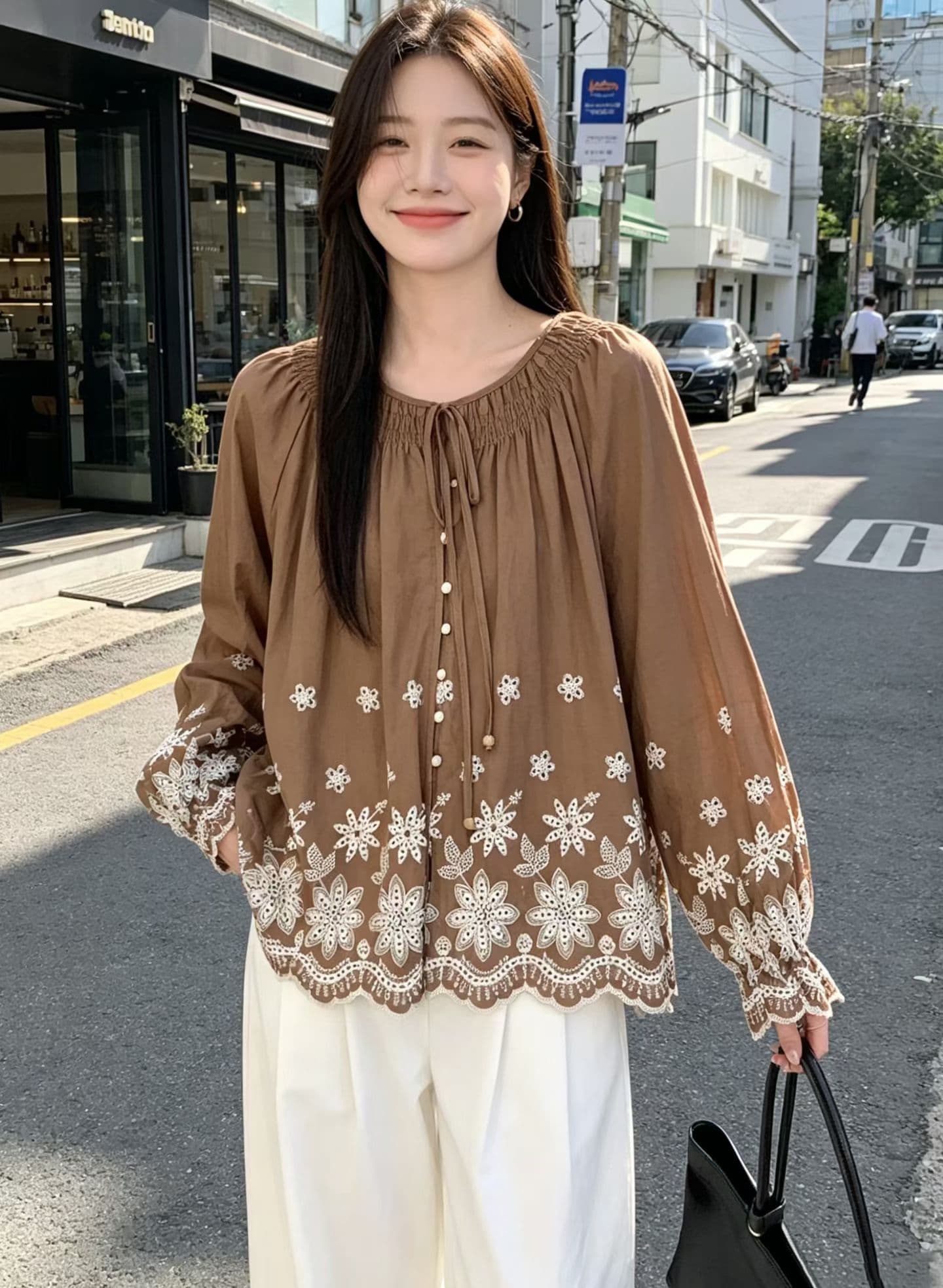 재고 있음 한 부서 새로운 자수 자수 홀로우 아웃 셔츠 문예 팬 긴팔 불규칙 디자인 센스 맨위 여성 이미지 3