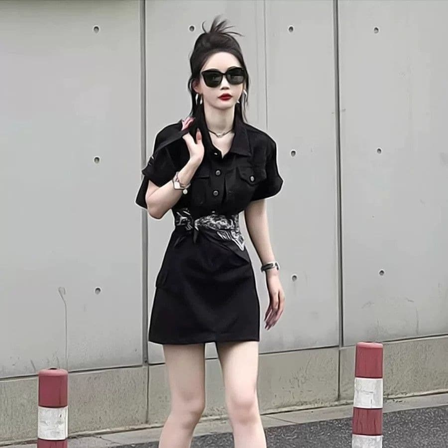 로얄 자매 품격 워크웨어 검정색 데님 스커트 여성 의류 여름 새로운 패션 허리 수축 반팔 드레스 한 마디 미니 스커트 이미지 2