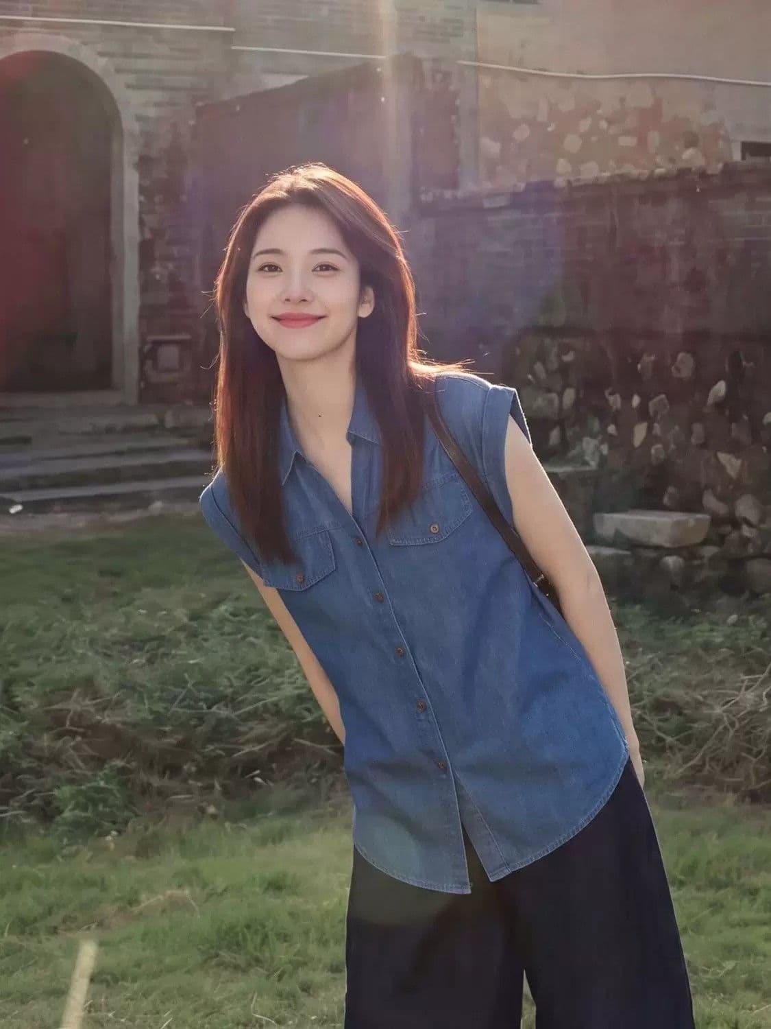 2026 여름 새로운 항구 바람 레트로 파란색 데님 민소매 셔츠 패션 폴로 칼라 품격 슬림해 보이는 외국 가스 맨위 상세 이미지 7