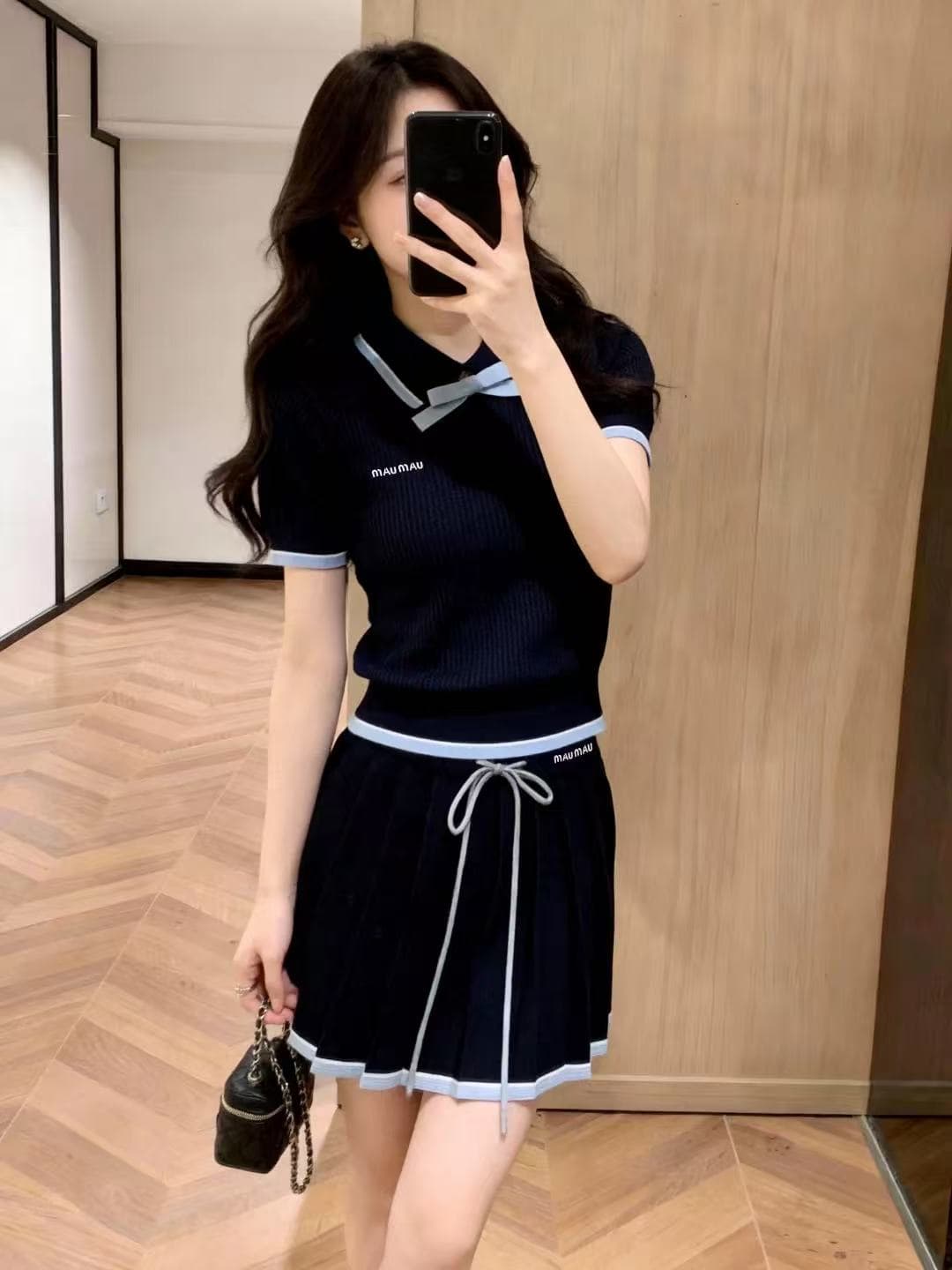 2026 슈퍼 화재 착용 가져 가라. 전체 집합 ootd 착용 가져 가라. 한국 스타일 세트 니트 반팔 플리츠 스커트 니트 스웨터 이미지 3