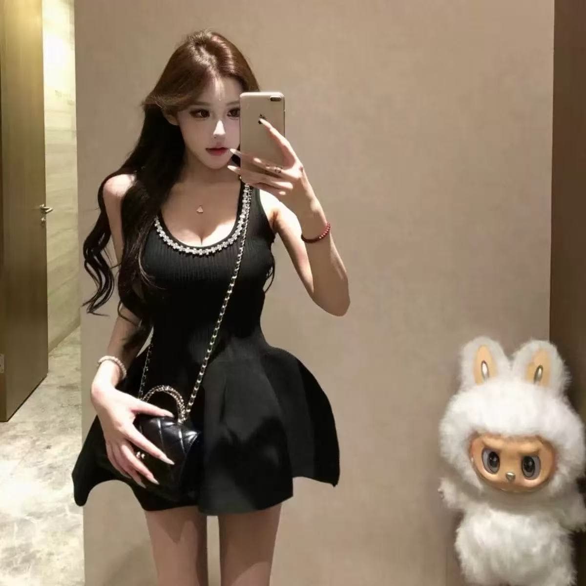 달콤함 프랑스식 Chic 무거운 작업 다이아몬드 세팅 u 칼라 니트 조끼 스커트 여성 꼬집기 허리 슬림해 보이는 꽃밭 치마 2026 여름 예복 상세 이미지 1