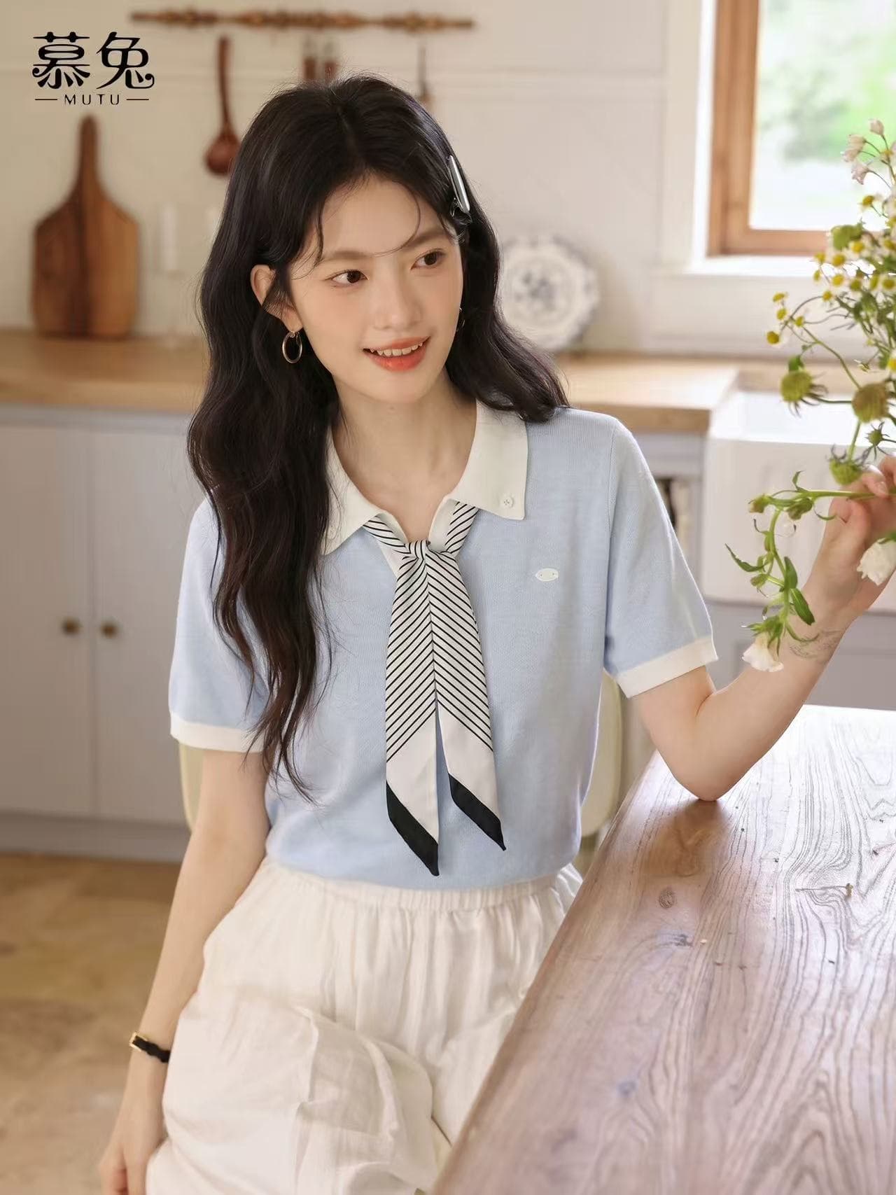 뮤 토끼 한 부서 스카프 POLO 칼라 반팔 니트 스웨터 여성 2026 여름 새로운 작은 키 캐주얼 얇은 스타일 맨위
