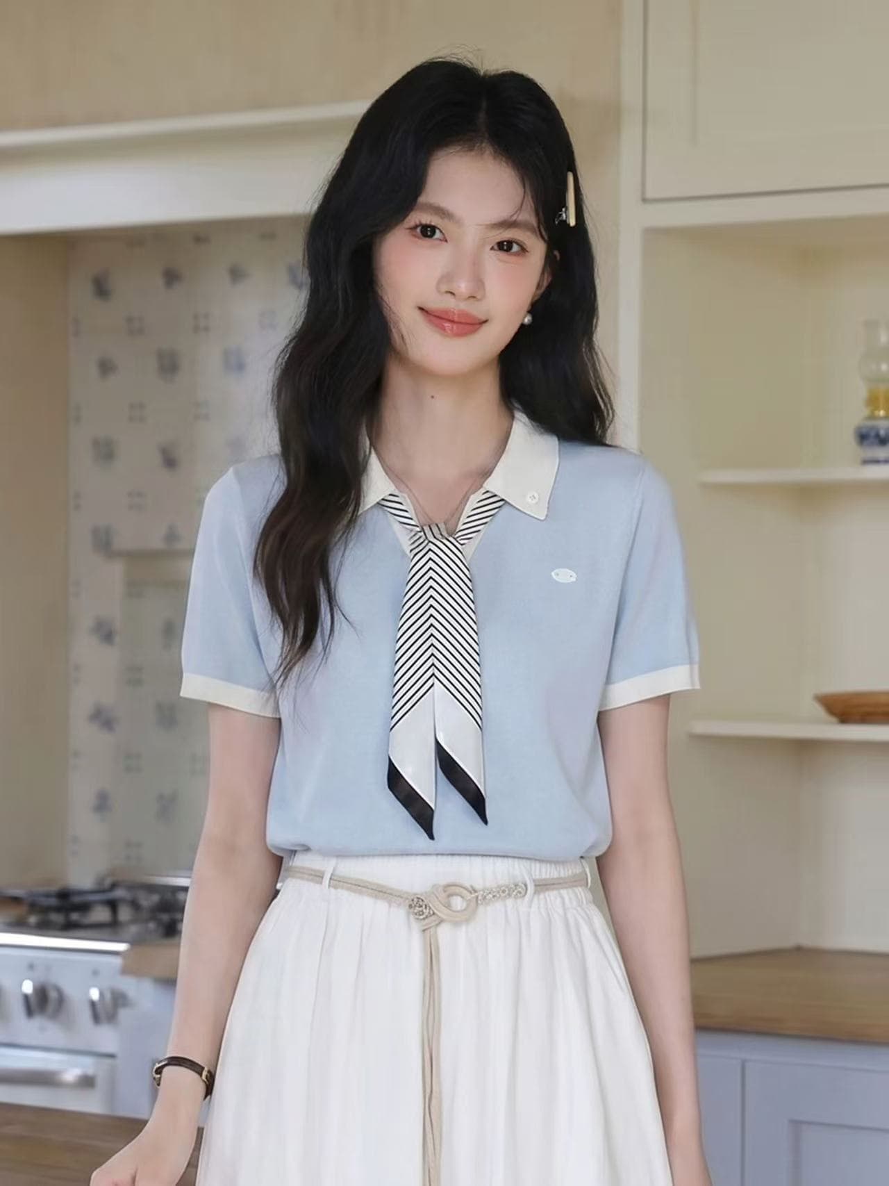 뮤 토끼 한 부서 스카프 POLO 칼라 반팔 니트 스웨터 여성 2026 여름 새로운 작은 키 캐주얼 얇은 스타일 맨위 상세 이미지 2