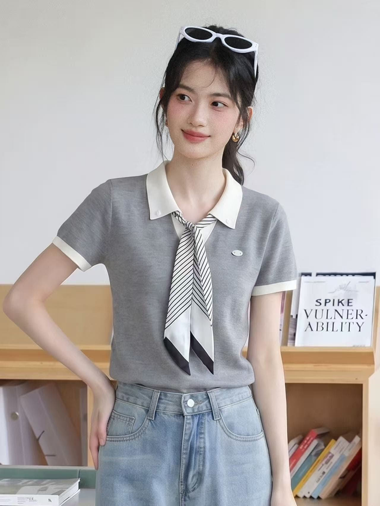 뮤 토끼 한 부서 스카프 POLO 칼라 반팔 니트 스웨터 여성 2026 여름 새로운 작은 키 캐주얼 얇은 스타일 맨위 상세 이미지 4