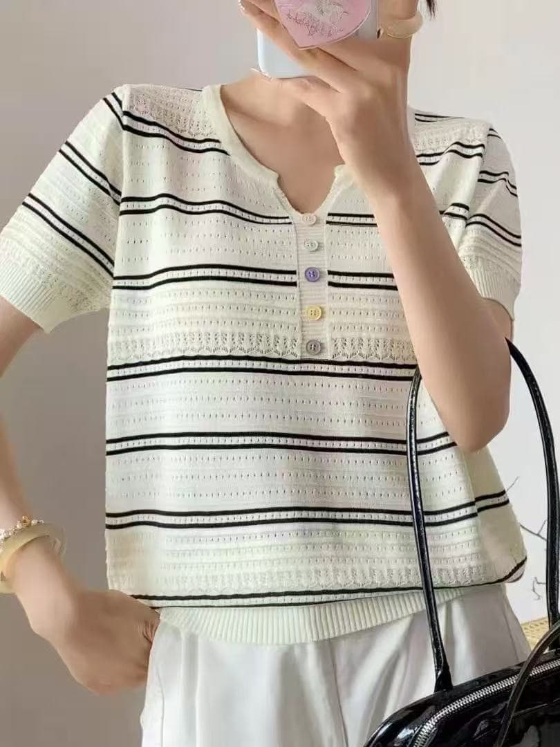 한 부서 부드러운 바람 스트라이프 홀로우 아웃 니트 스웨터 여성 여름 색상 버클 루즈핏 슬림해 보이는 연령 감소 다용도 반팔 맨위 상세 이미지 2