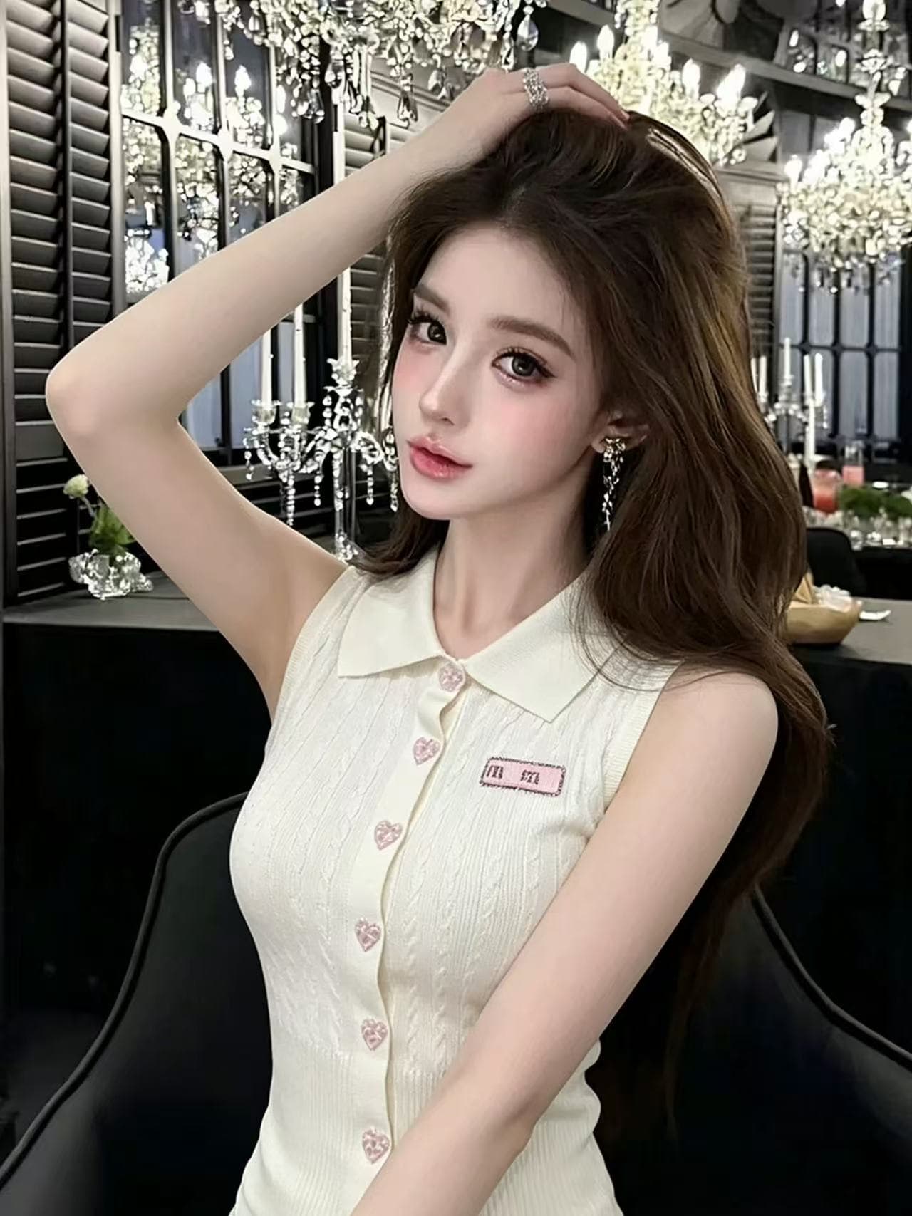 lym studio 한 부서 POLO 칼라 니트 조끼 여성 하트 단추 몸매 가꾸기 쇼트 스타일 외출용 맨위 이미지 4