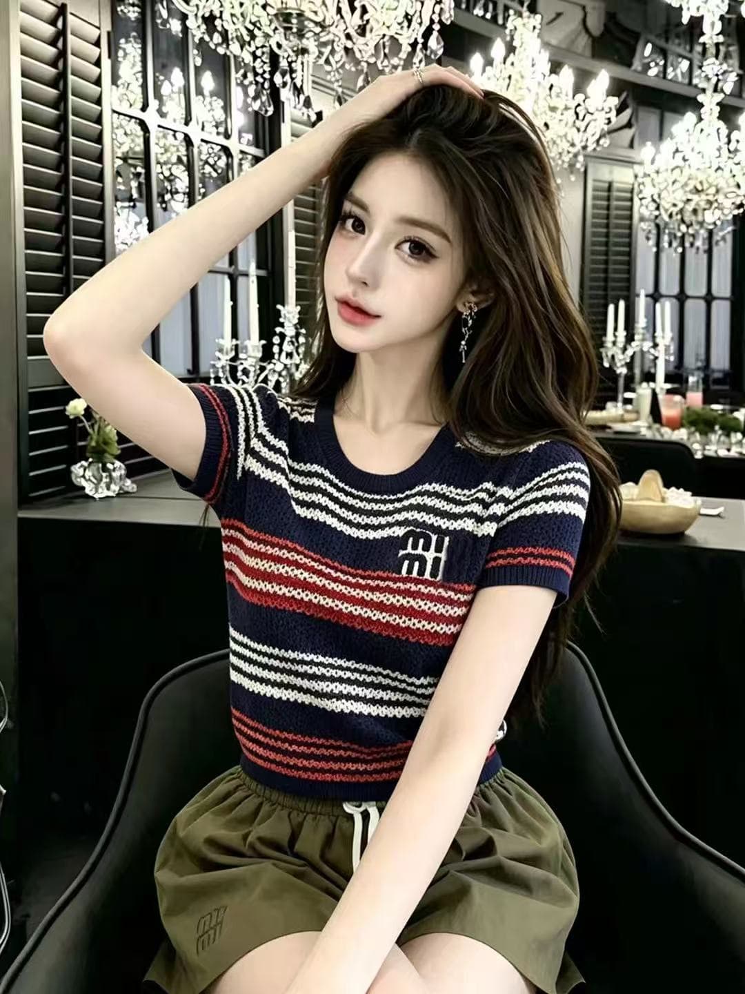 liheyu 한국 스타일 배색 스트라이프 라운드 넥 니트 스웨터 여성 여름 새로운 홀로우 아웃 알파벳 프린트 쇼트 스타일 맨위 이미지 3