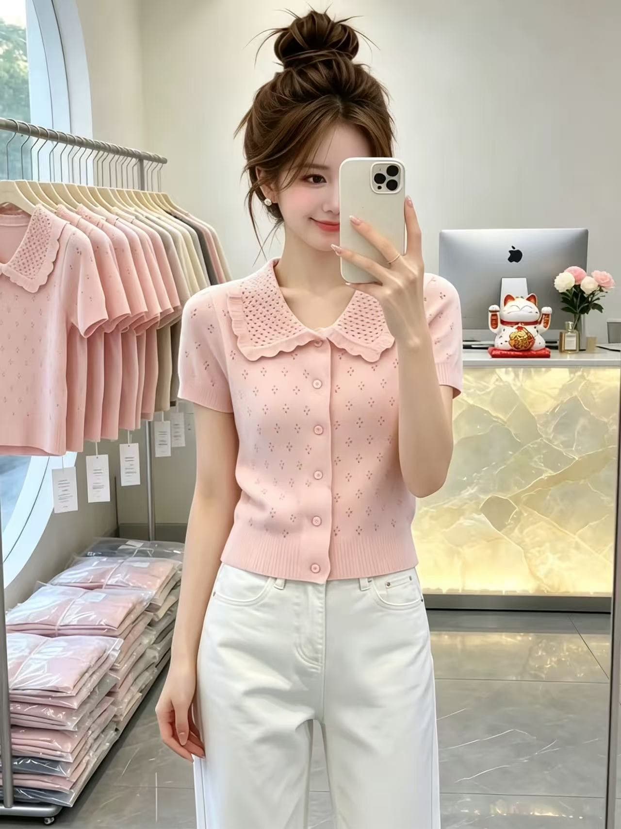 프랑스식 달콤함 베이비 칼라 홀로우 아웃 니트 반팔 티셔츠 여성 여름 2026 새로운 디자인 센스 몸매 가꾸기 슬림해 보이는 맨위 상세 이미지 1