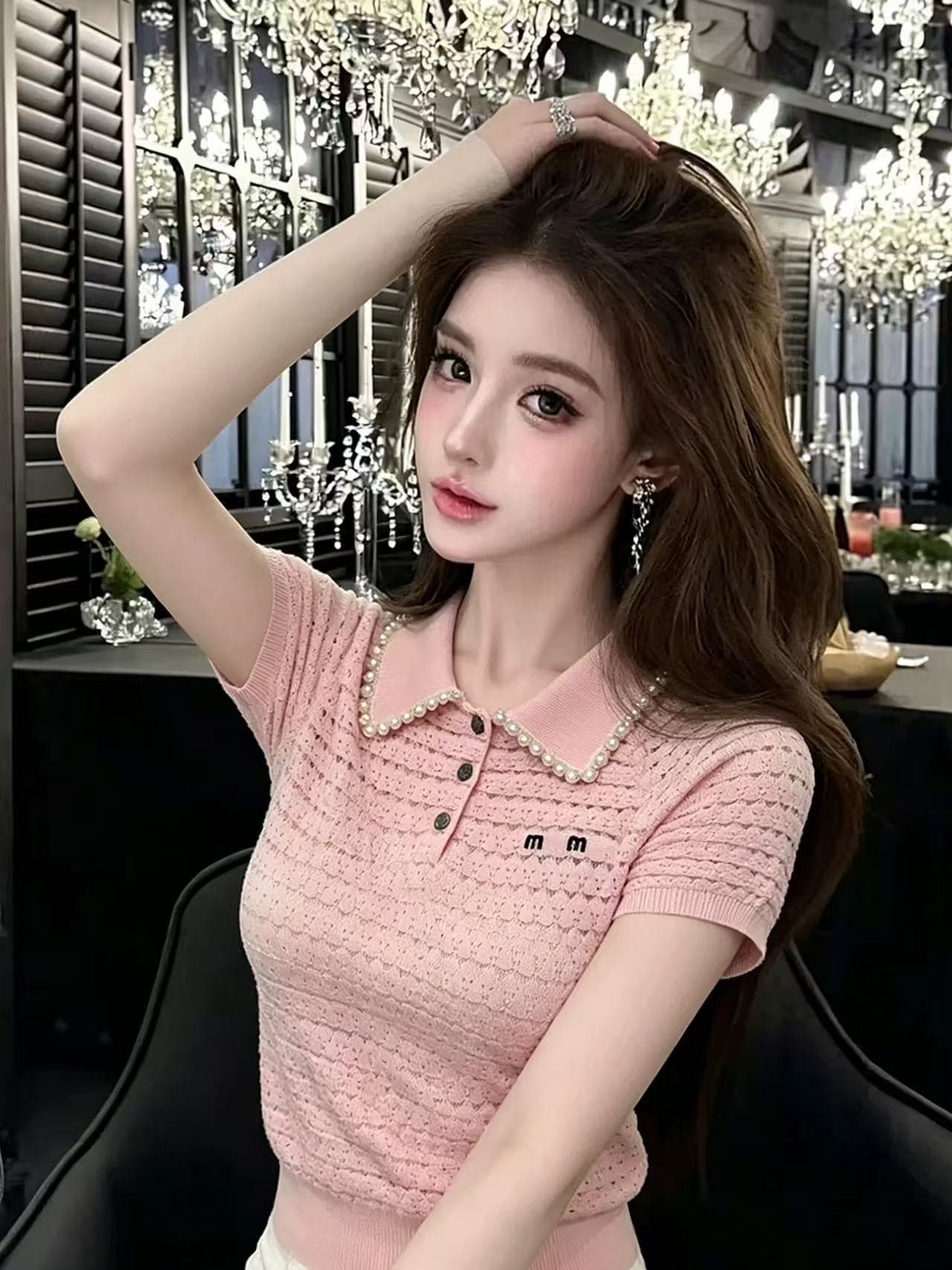 lym studio 작은 샤넬 스타일 무거운 작업 진주 칼라 홀로우 아웃 니트 POLO 셔츠 여성용 짧은 소매 품격 맨위 상세 이미지 4