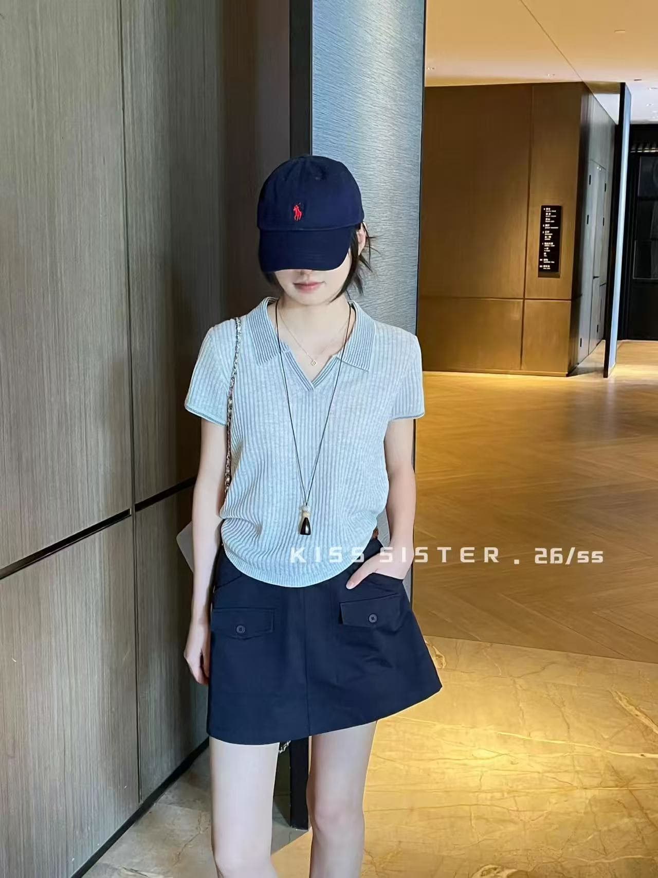 2026 여름 켜기 새로운 한 부서 느슨함 센스 배색 폴로 칼라 루즈핏 캐주얼 니트 스웨터 상세 이미지 2